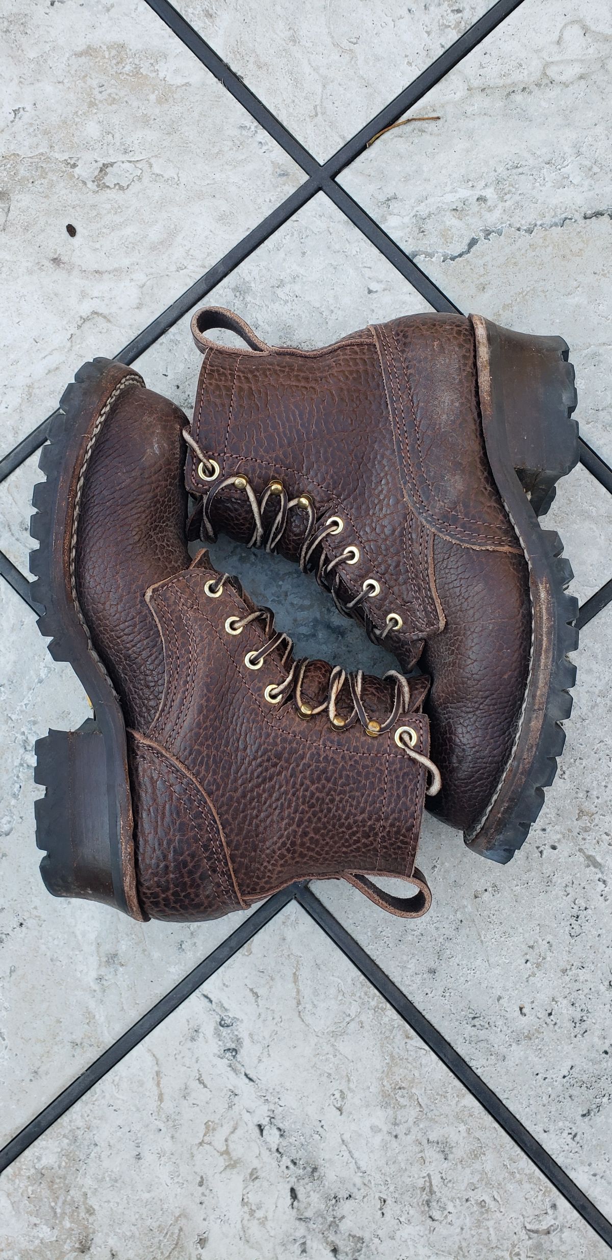 Photo by jclong74 on November 5, 2025 of the Nicks BuilderPro in Nicks Walnut Bullhide.