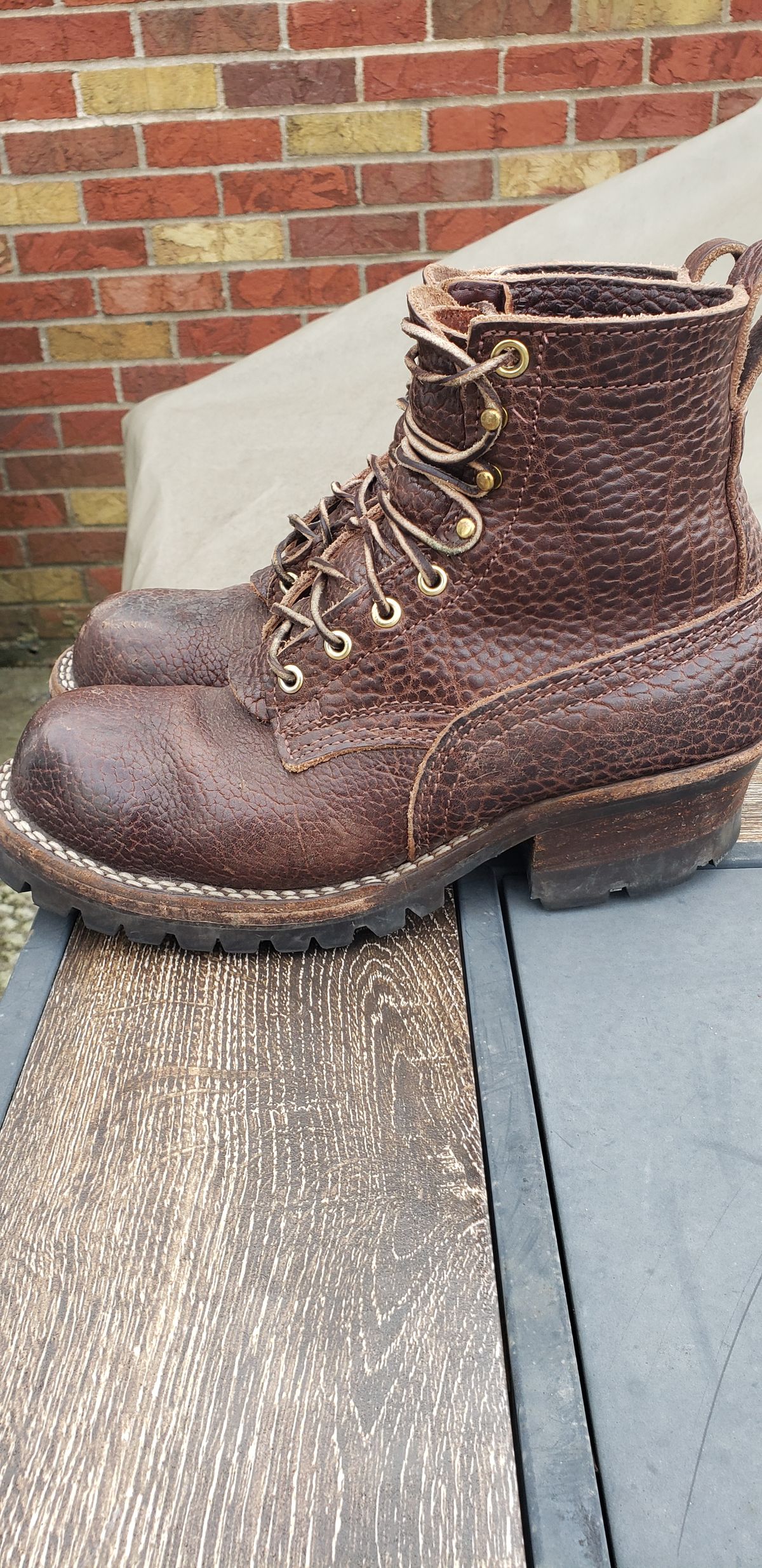 Photo by jclong74 on January 4, 2026 of the Nicks BuilderPro in Nicks Walnut Bullhide.