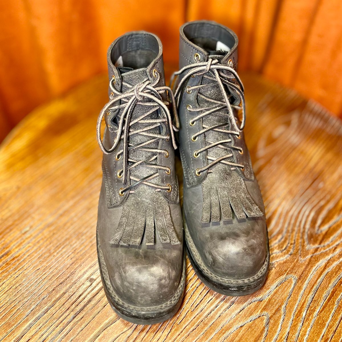 Photo by reedscruggs on November 5, 2024 of the Nicks Prospector in Nicks/Seidel 1964 Gray Smooth.