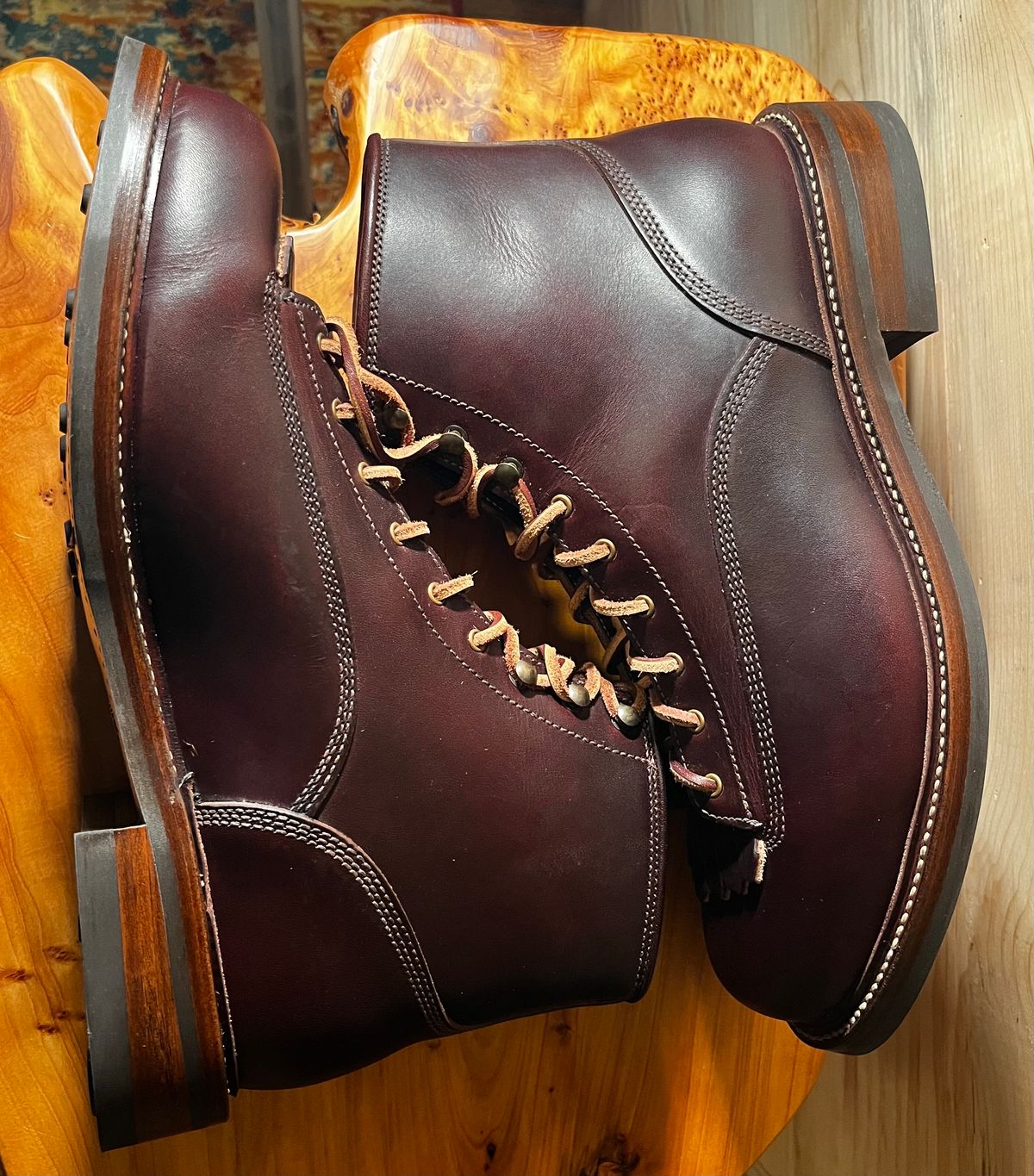 Photo by reedscruggs on October 1, 2024 of the Caswell Boot Company Carver in Wickett & Craig Chestnut Oiled Latigo.