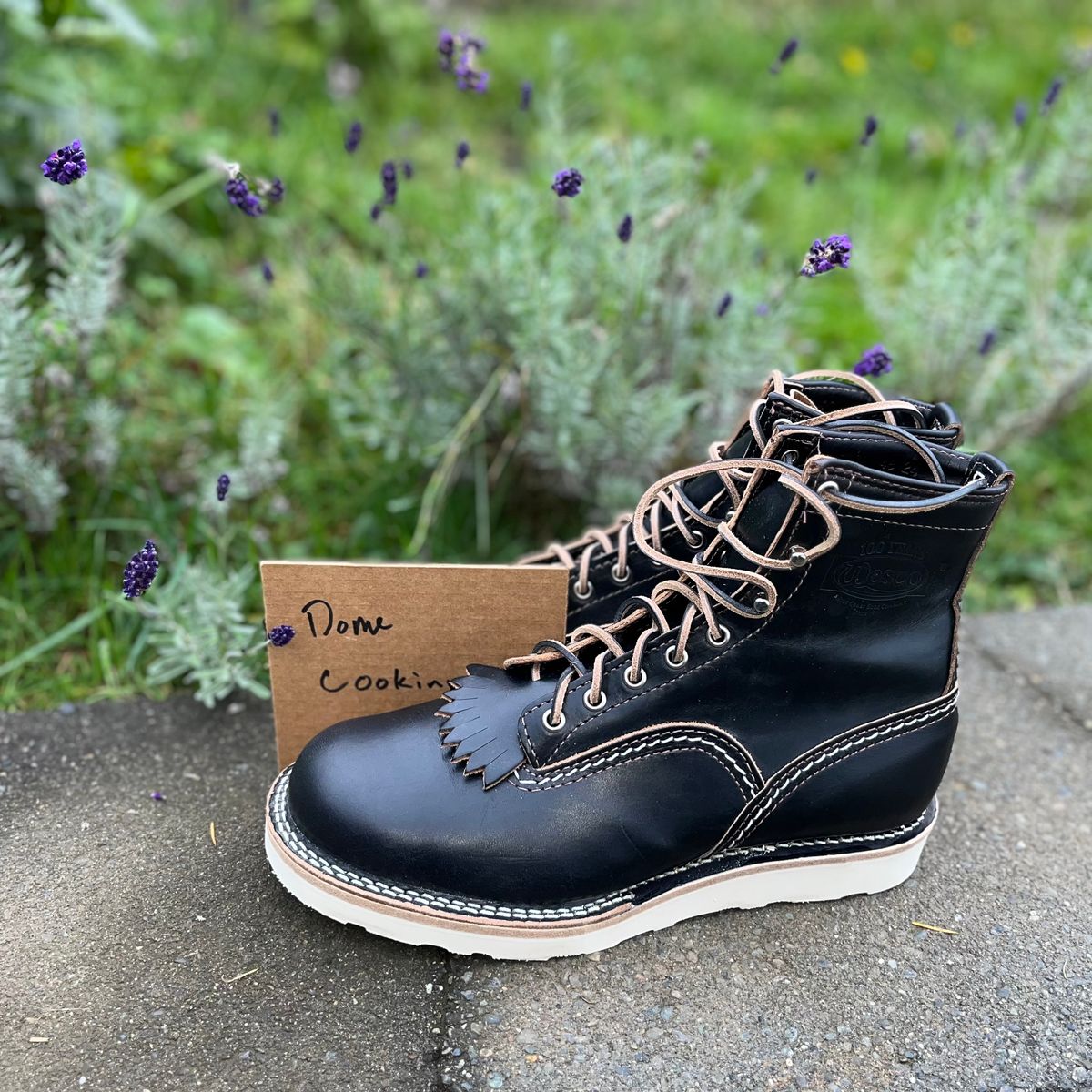 Photo by boot_loon on November 4, 2025 of the Wesco Jobmaster in Horween Black Teacore Chromexcel.