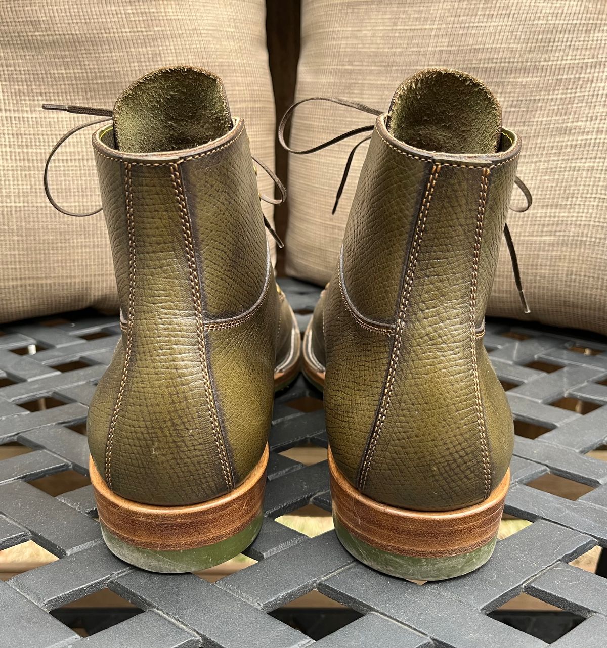 Photo by Repete10.5E on March 3, 2025 of the Iron Boots x Østmo Type 1 in 1786 Russian Reindeer Hide.
