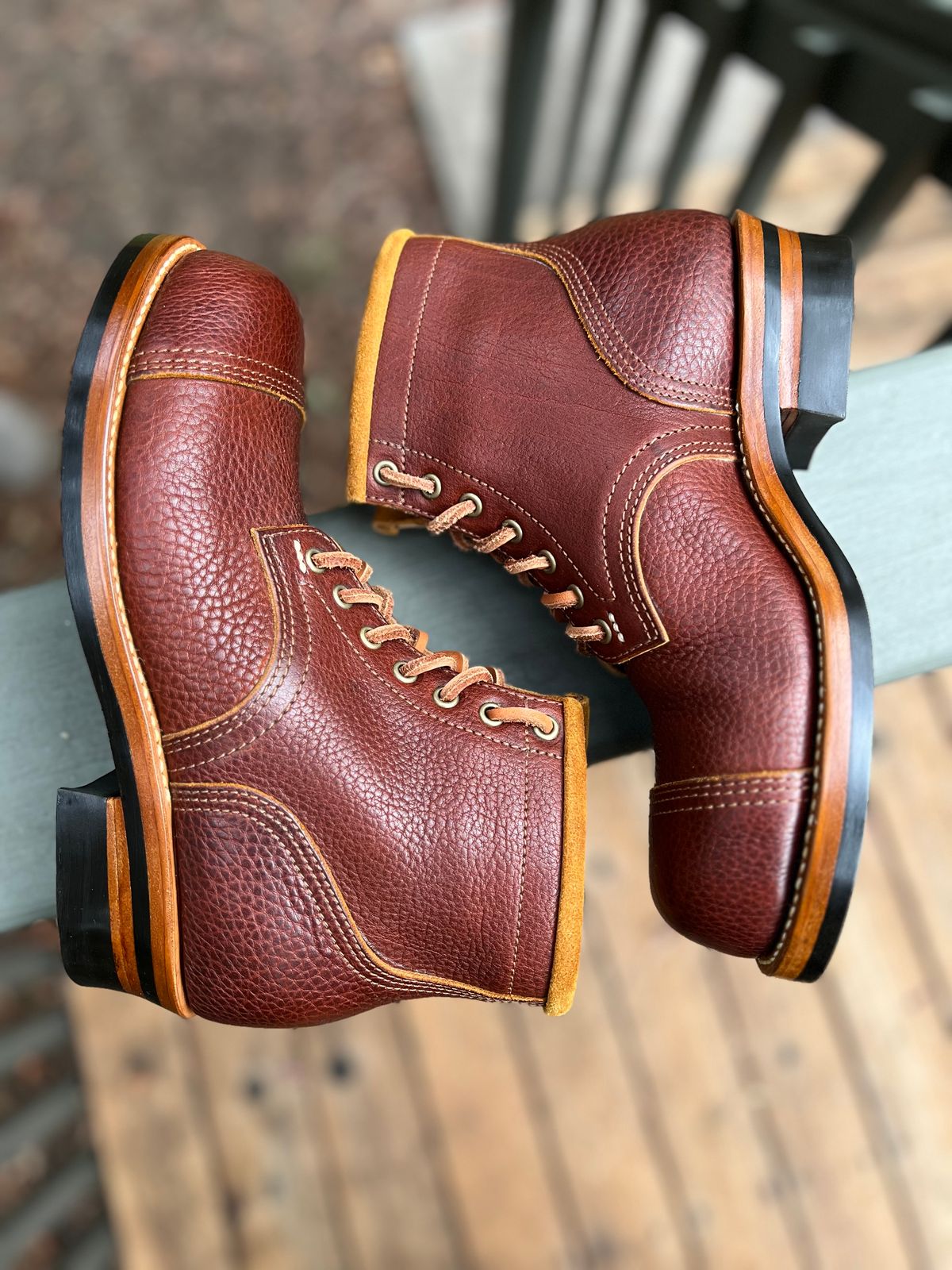 Photo by TelemarkTumalo on October 4, 2025 of the Kustom Kraft Model 1 in Kobel Russet Harness.