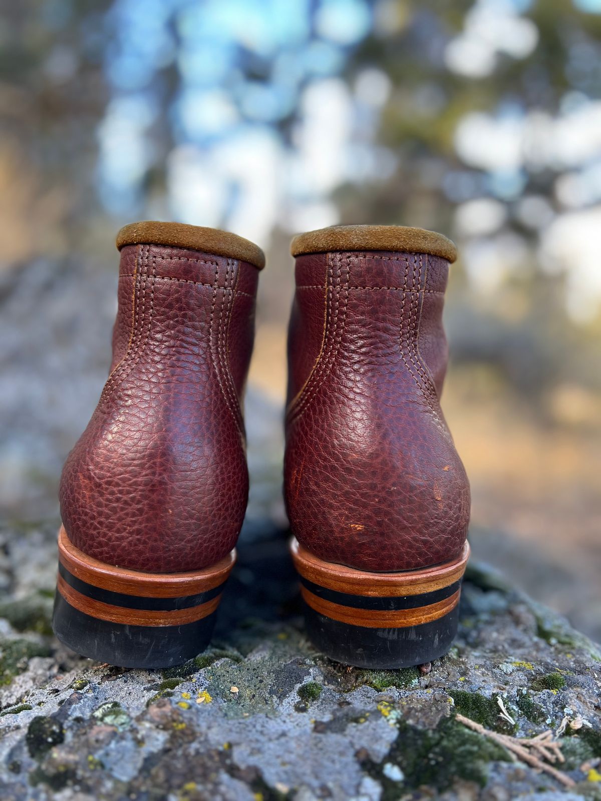 Photo by TelemarkTumalo on November 3, 2025 of the Kustom Kraft Model 1 in Kobel Russet Harness.