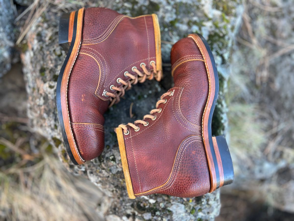 Photo by TelemarkTumalo on November 3, 2025 of the Kustom Kraft Model 1 in Kobel Russet Harness.