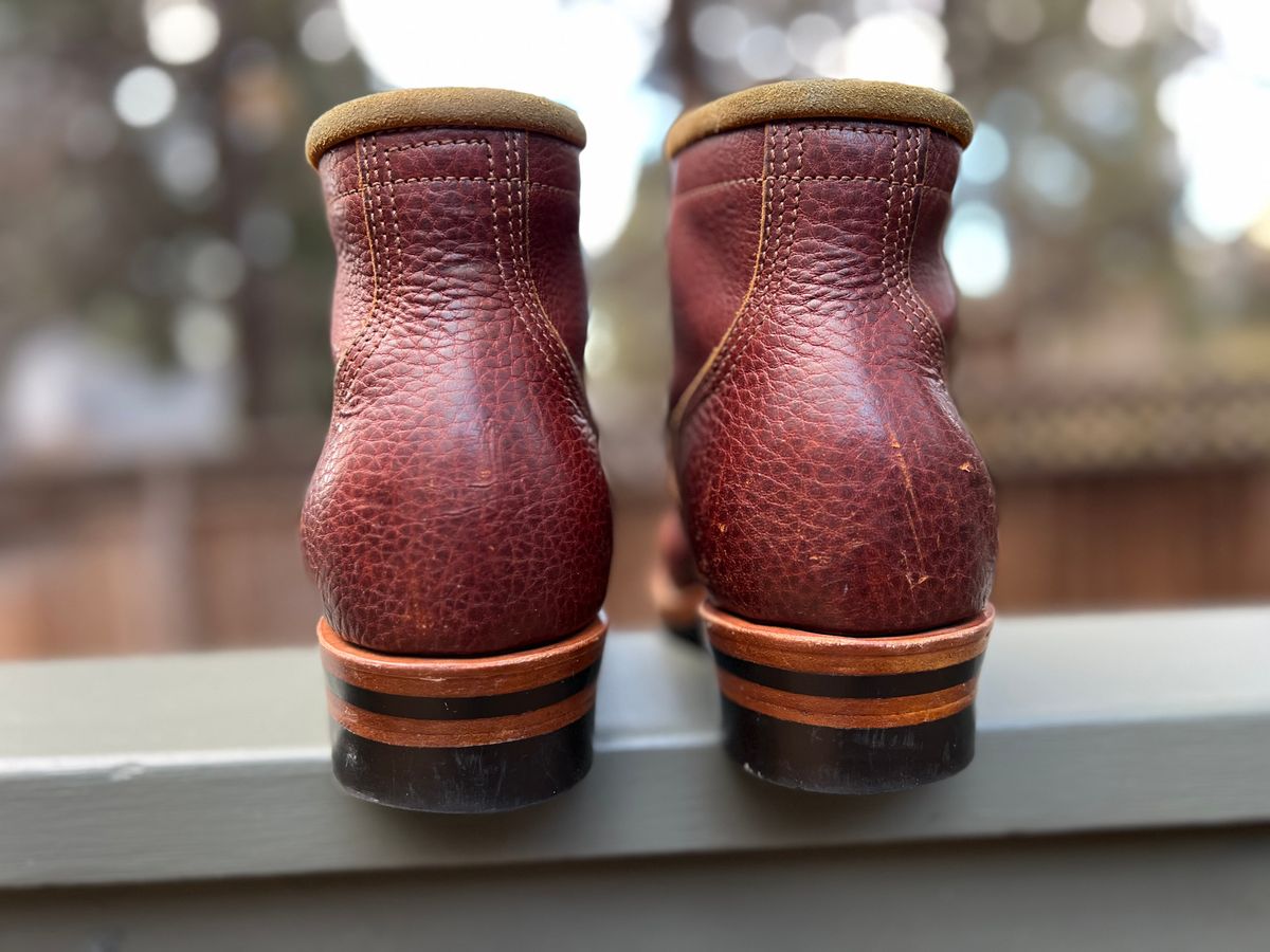 Photo by TelemarkTumalo on December 2, 2025 of the Kustom Kraft Model 1 in Kobel Russet Harness.