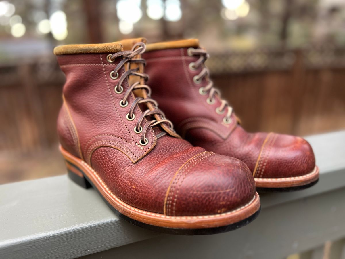 Photo by TelemarkTumalo on December 2, 2025 of the Kustom Kraft Model 1 in Kobel Russet Harness.