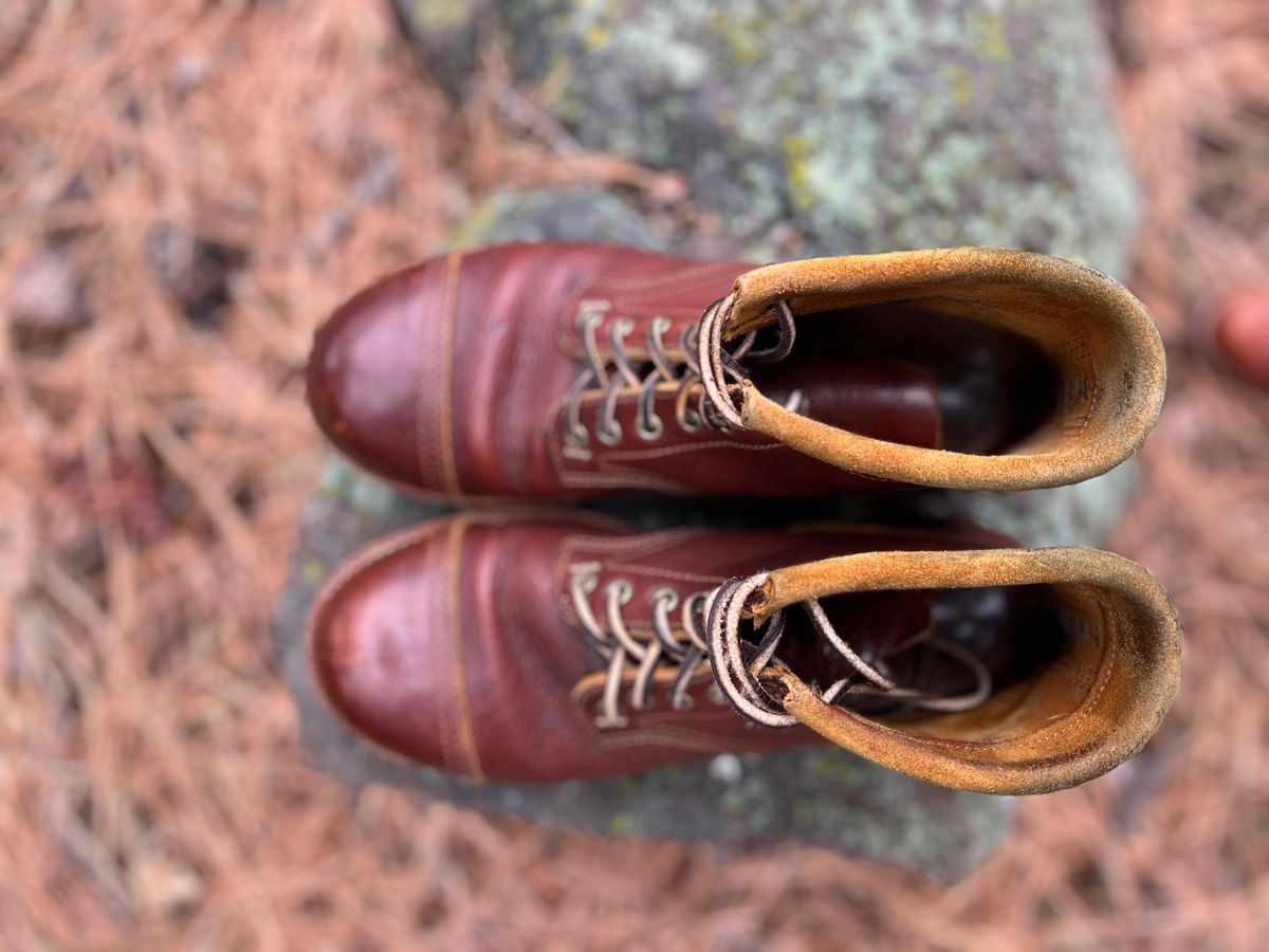 Photo by TelemarkTumalo on January 2, 2026 of the Kustom Kraft Model 1 in Kobel Russet Harness.