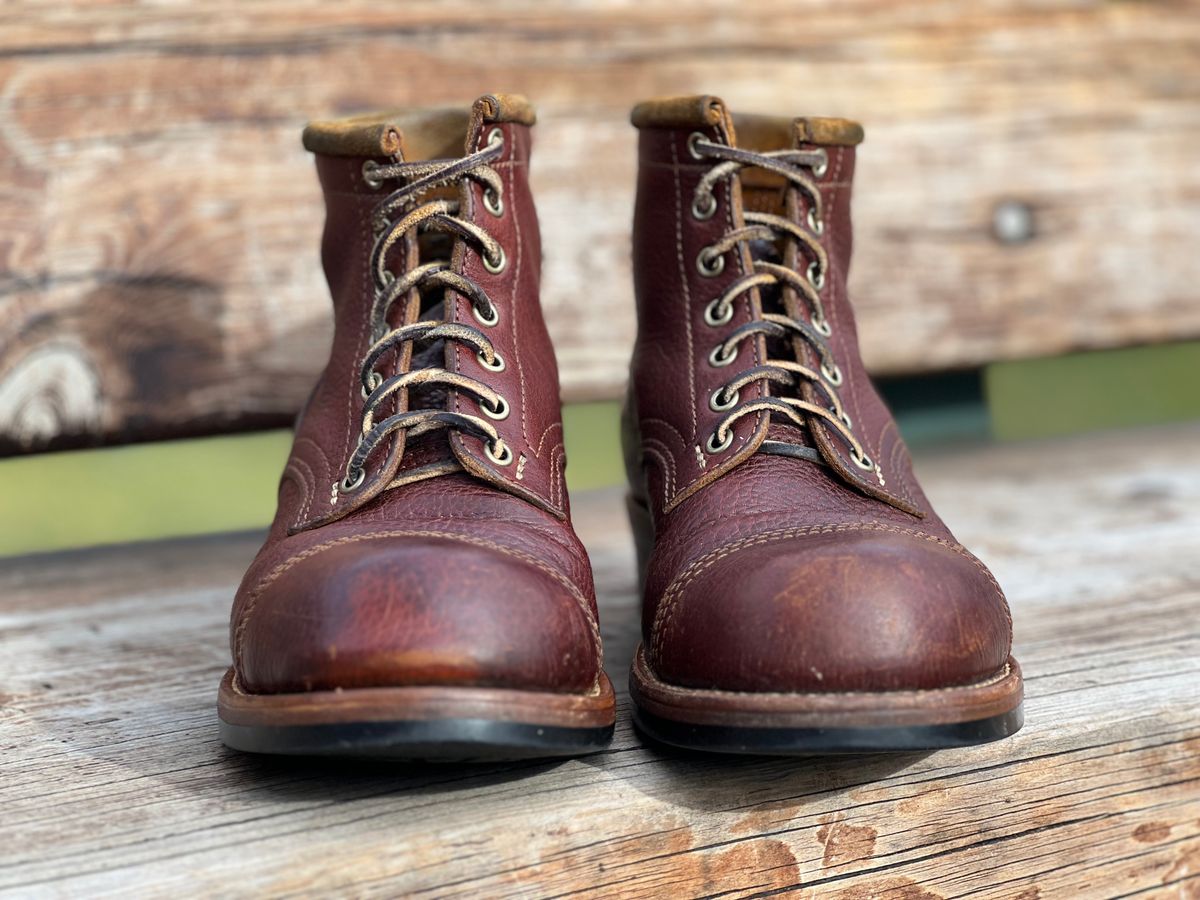 Photo by TelemarkTumalo on February 3, 2026 of the Kustom Kraft Model 1 in Kobel Russet Harness.