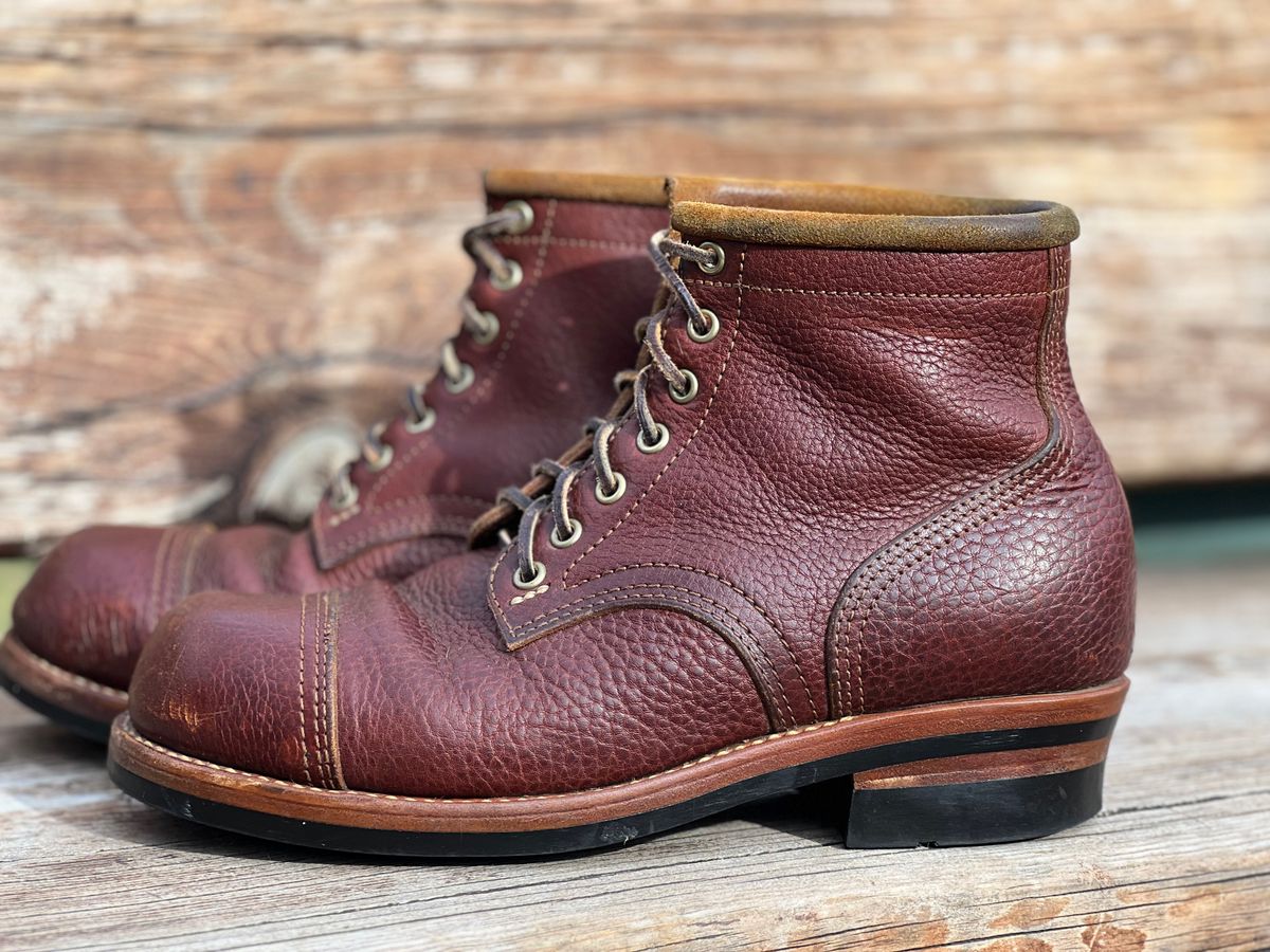 Photo by TelemarkTumalo on February 3, 2026 of the Kustom Kraft Model 1 in Kobel Russet Harness.