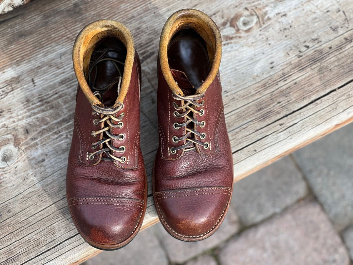 Photo by TelemarkTumalo on February 3, 2026 of the Kustom Kraft Model 1 in Kobel Russet Harness.