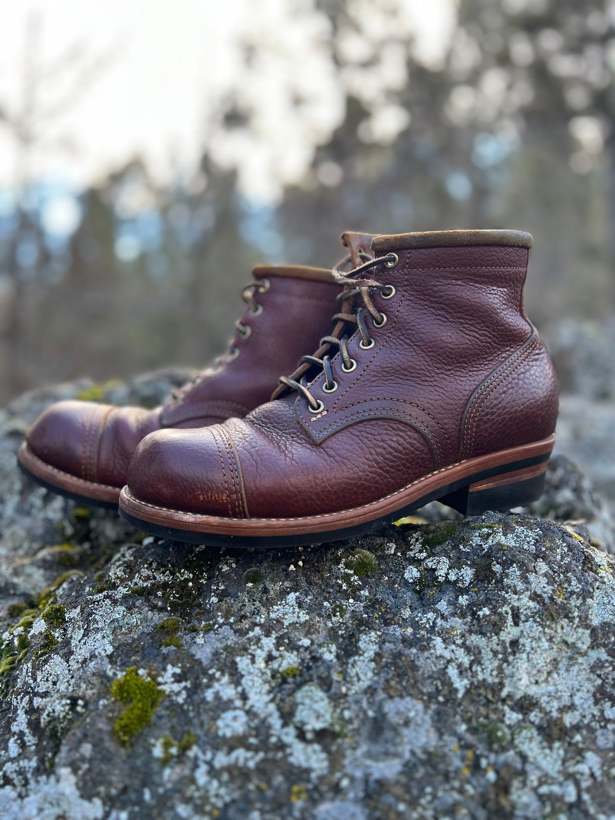 Photo by TelemarkTumalo on March 2, 2026 of the Kustom Kraft Model 1 in Kobel Russet Harness.