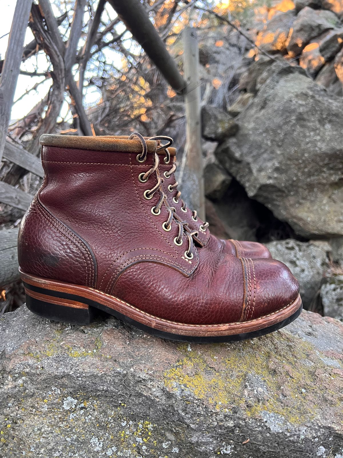 Photo by TelemarkTumalo on April 4, 2026 of the Kustom Kraft Model 1 in Kobel Russet Harness.