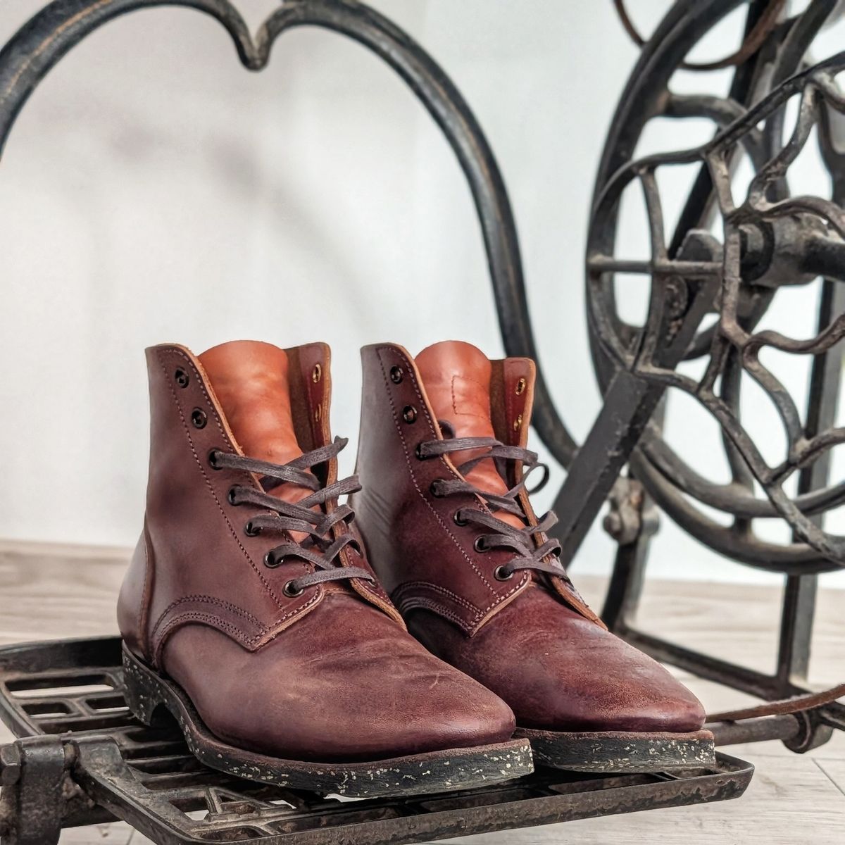 Photo by gilad on March 12, 2026 of the Clinch Yeager Boots in Brown-Overdyed Horsebutt.