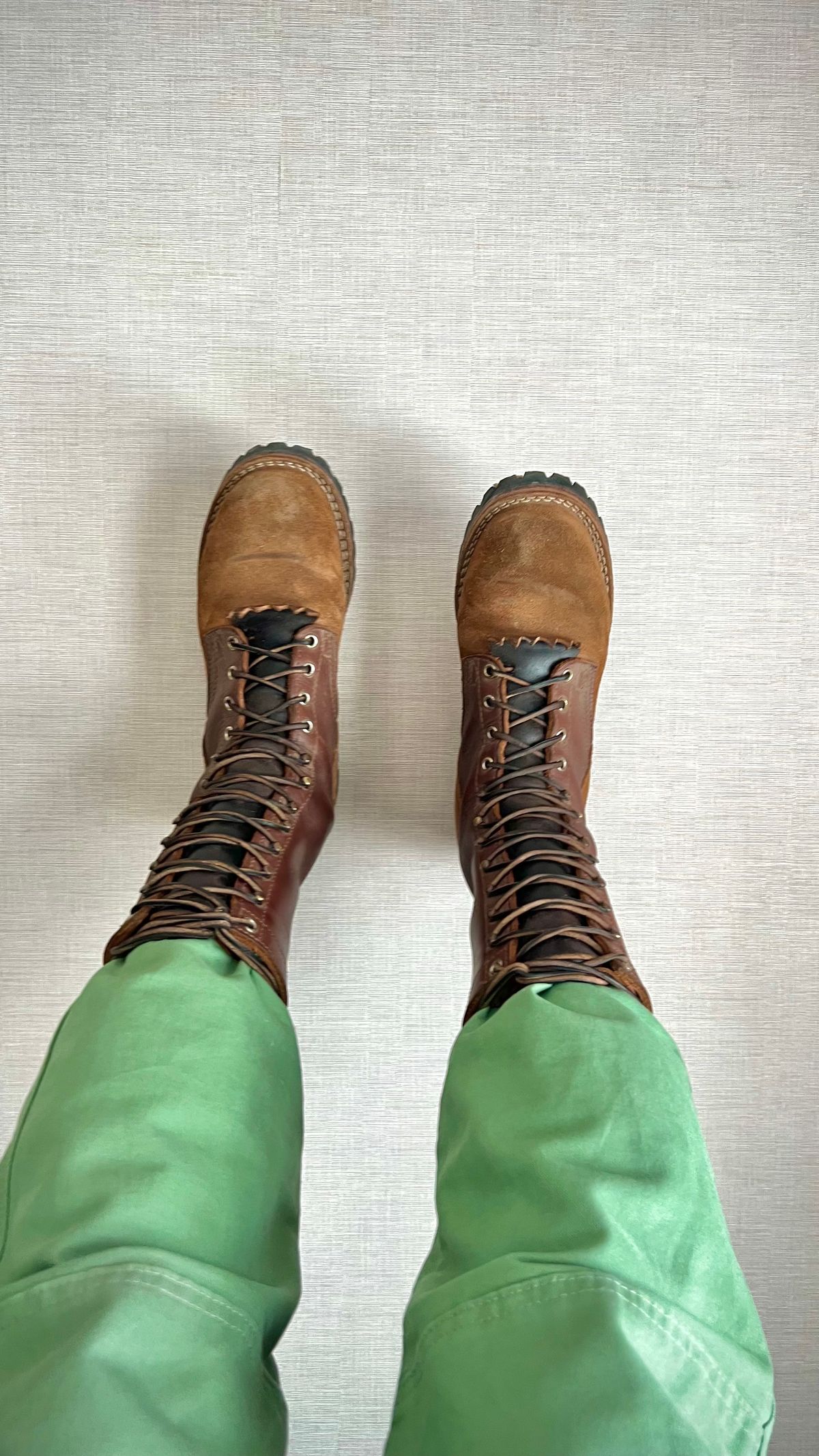 Photo by butcheredman on February 26, 2025 of the Nicks BuilderPro in Seidel 1964 Brown & Seidel 1964 Brown Roughout.