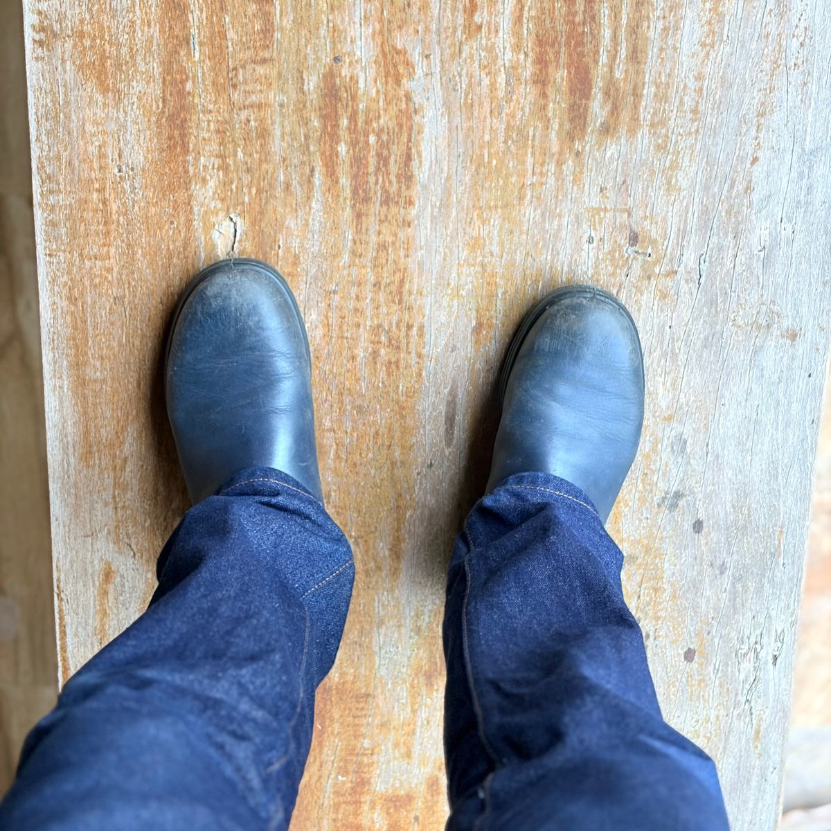 Photo by butcheredman on June 26, 2026 of the Blundstone Classic in Blundstone / Navy.