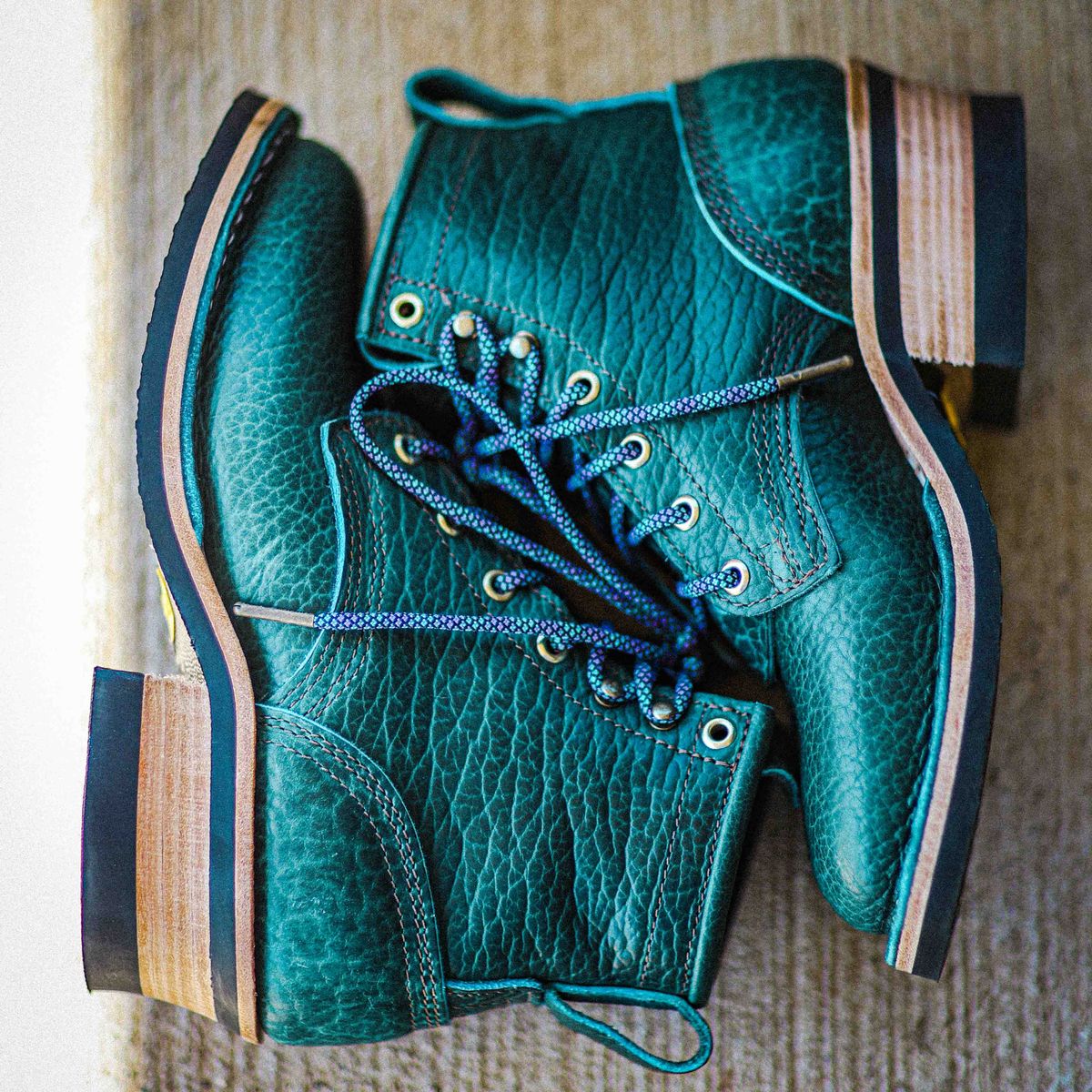 Photo by Dewanna.Wanga on October 1, 2025 of the Nicks Sample Sale MTO in Nicks / Law Tanning Turquoise Smooth Shrunken Bison.