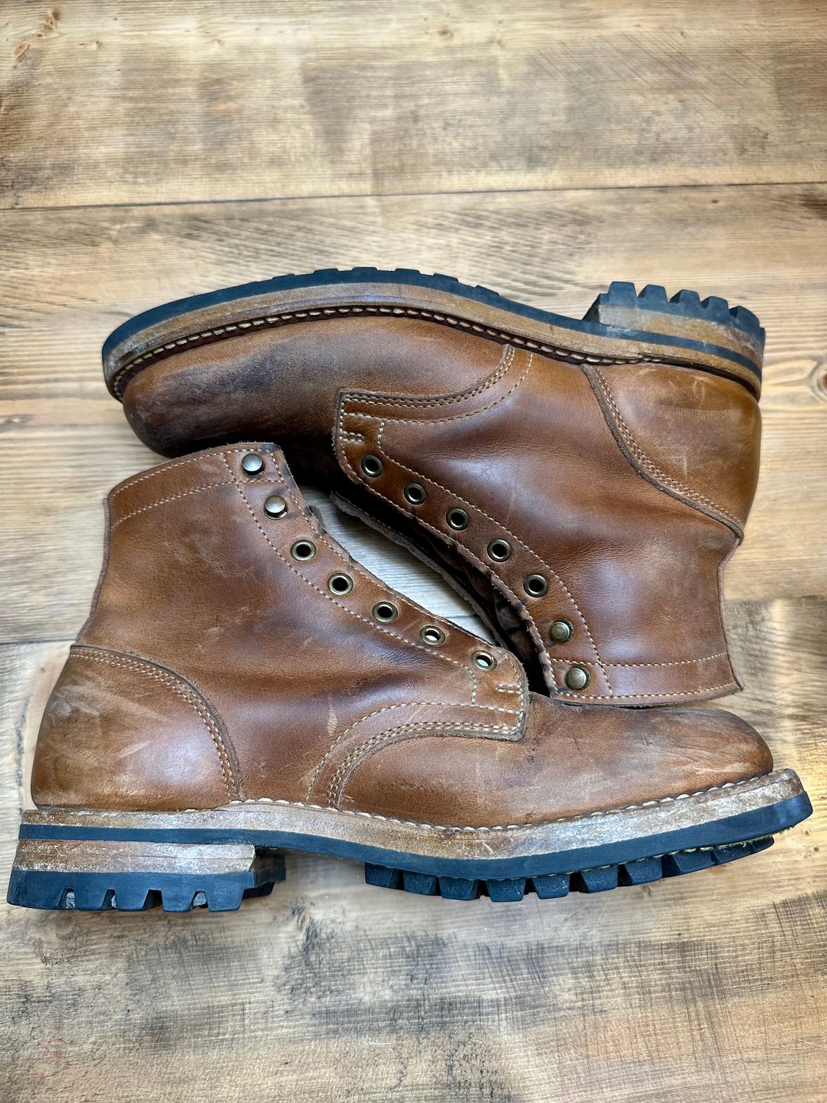 Photo by patrick_teana on January 3, 2025 of the Truman Plain Toe Boot in Sesame Double Shot.