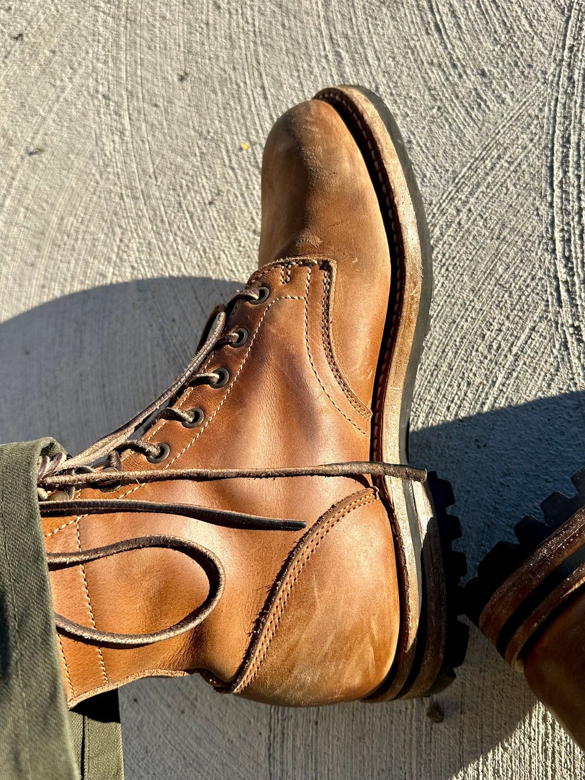 Photo by patrick_teana on January 15, 2025 of the Truman Plain Toe Boot in Sesame Double Shot.
