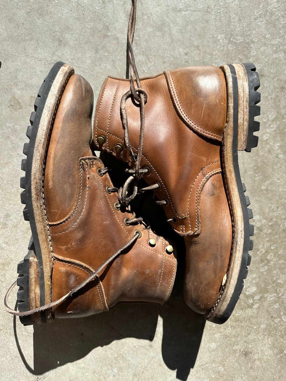 Photo by patrick_teana on February 26, 2025 of the Truman Plain Toe Boot in Sesame Double Shot.