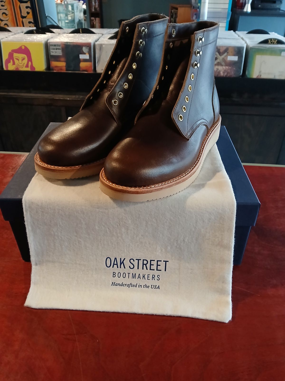 Photo by Natural1 on January 30, 2025 of the Oak Street Bootmakers Trench Boot in Horween Cinnamon Waxed Flesh.