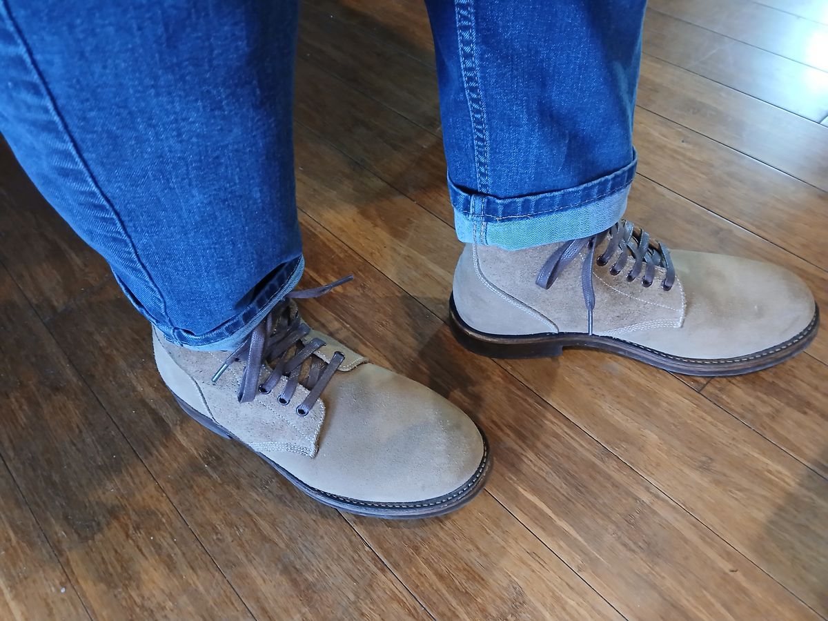 Photo by Natural1 on January 19, 2025 of the Oak Street Bootmakers Field Boot in Horween Natural Chromexcel Roughout.