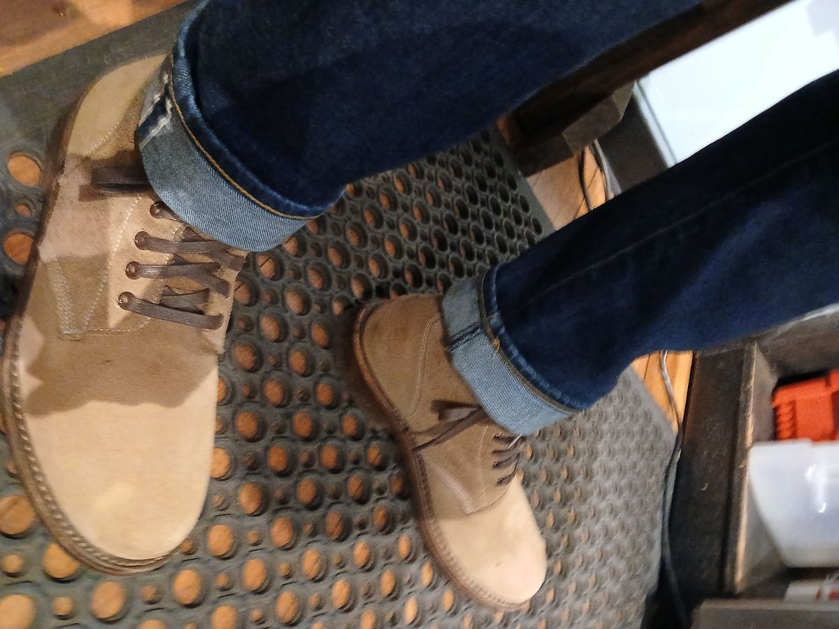 Photo by Natural1 on February 1, 2025 of the Oak Street Bootmakers Field Boot in Horween Natural Chromexcel Roughout.