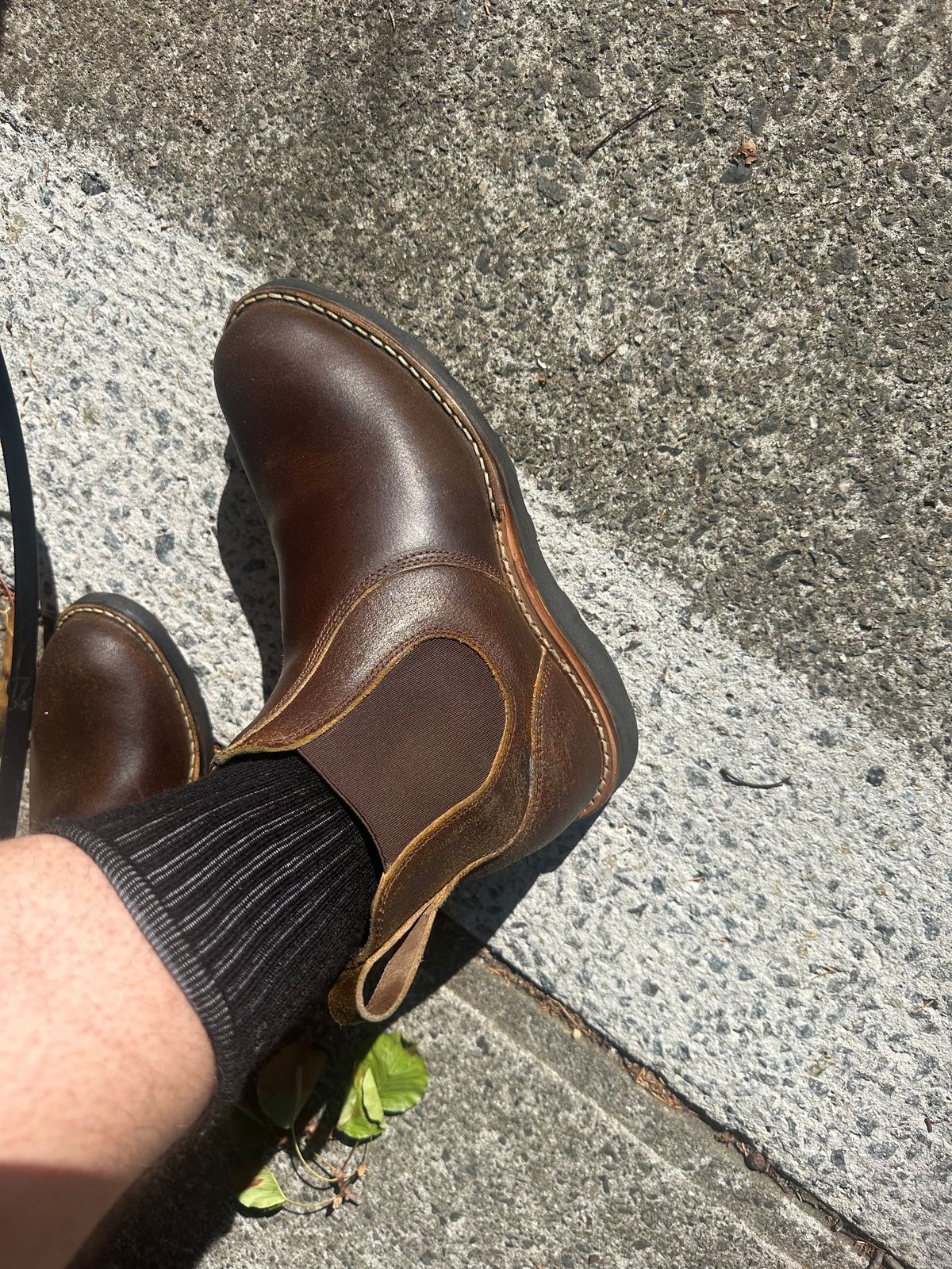 Photo by aussiebootboy on February 12, 2026 of the White's C350 Chelsea in Horween Cinnamon Waxed Flesh.