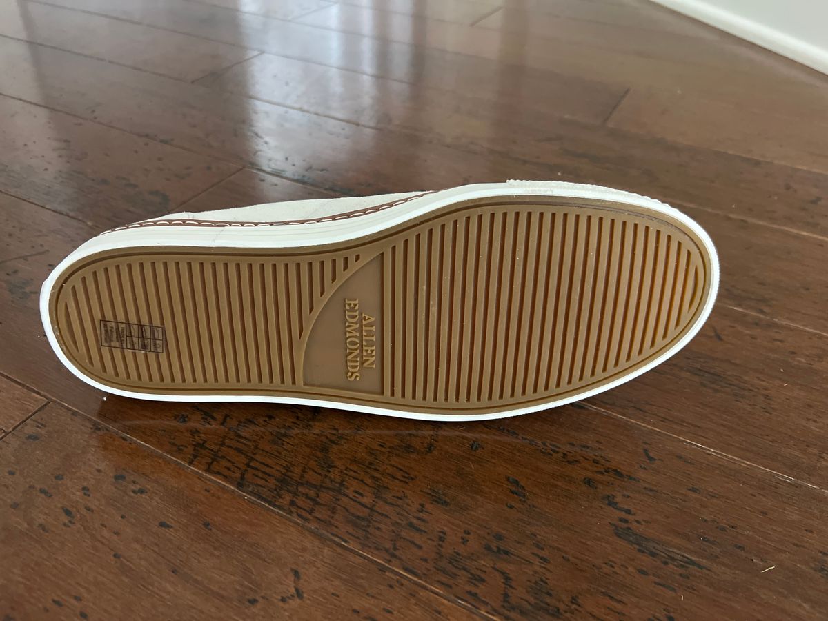 Photo by PatinaEnvy on May 4, 2024 of the Allen Edmonds Pasadena in Off White Suede & Soft Suede Liner.