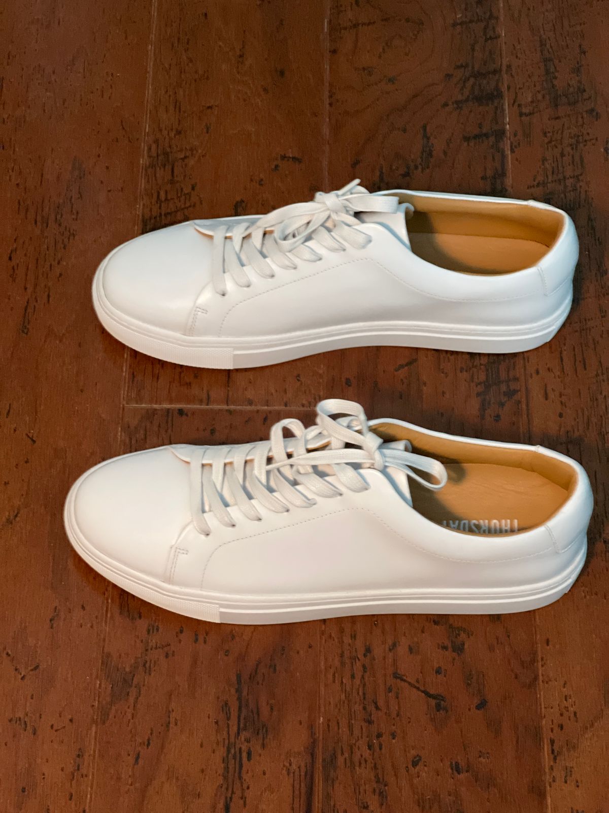 Photo by PatinaEnvy on May 5, 2024 of the Thursday Encore White in Whote Italian Napa Leather & Calf Skin Lining.