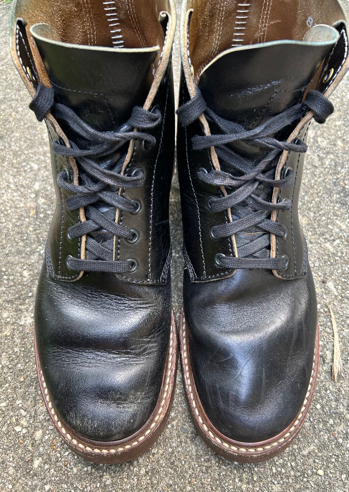 Photo by woolwonders on July 17, 2025 of the John Lofgren M-43 Service Shoes in Shinki Black Teacore Horsebutt.