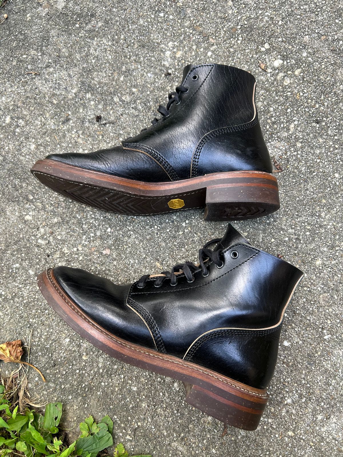 Photo by woolwonders on July 17, 2025 of the John Lofgren M-43 Service Shoes in Shinki Black Teacore Horsebutt.