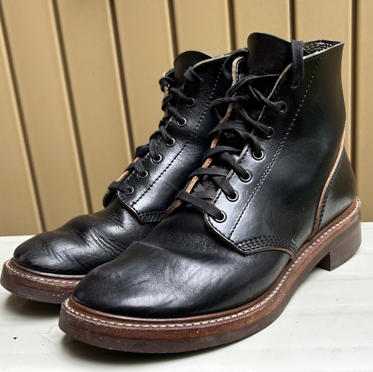 Photo by woolwonders on August 19, 2025 of the John Lofgren M-43 Service Shoes in Shinki Black Teacore Horsebutt.