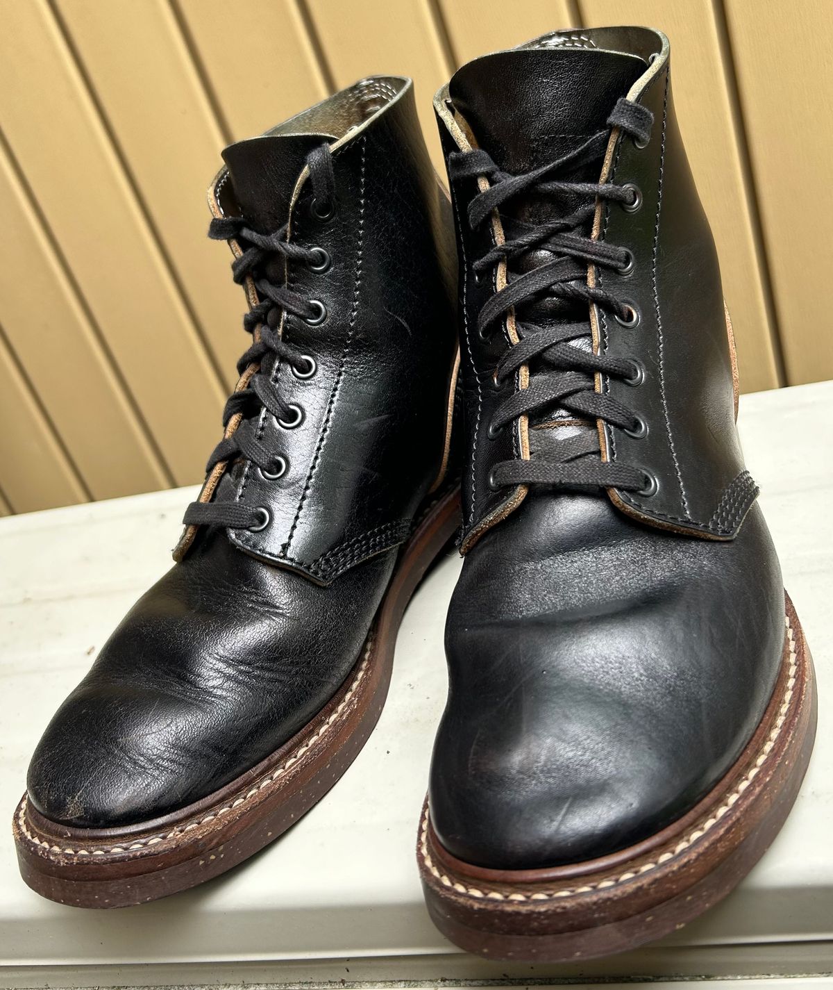 Photo by woolwonders on September 17, 2025 of the John Lofgren M-43 Service Shoes in Shinki Black Teacore Horsebutt.