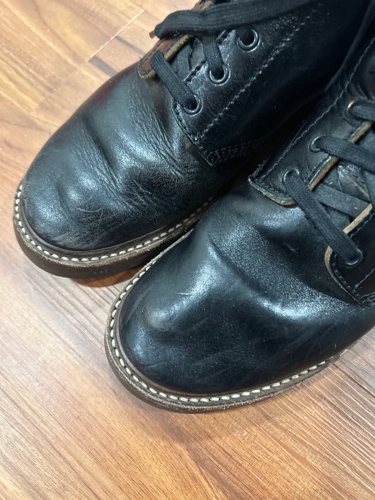 Photo by woolwonders on November 26, 2025 of the John Lofgren M-43 Service Shoes in Shinki Black Teacore Horsebutt.