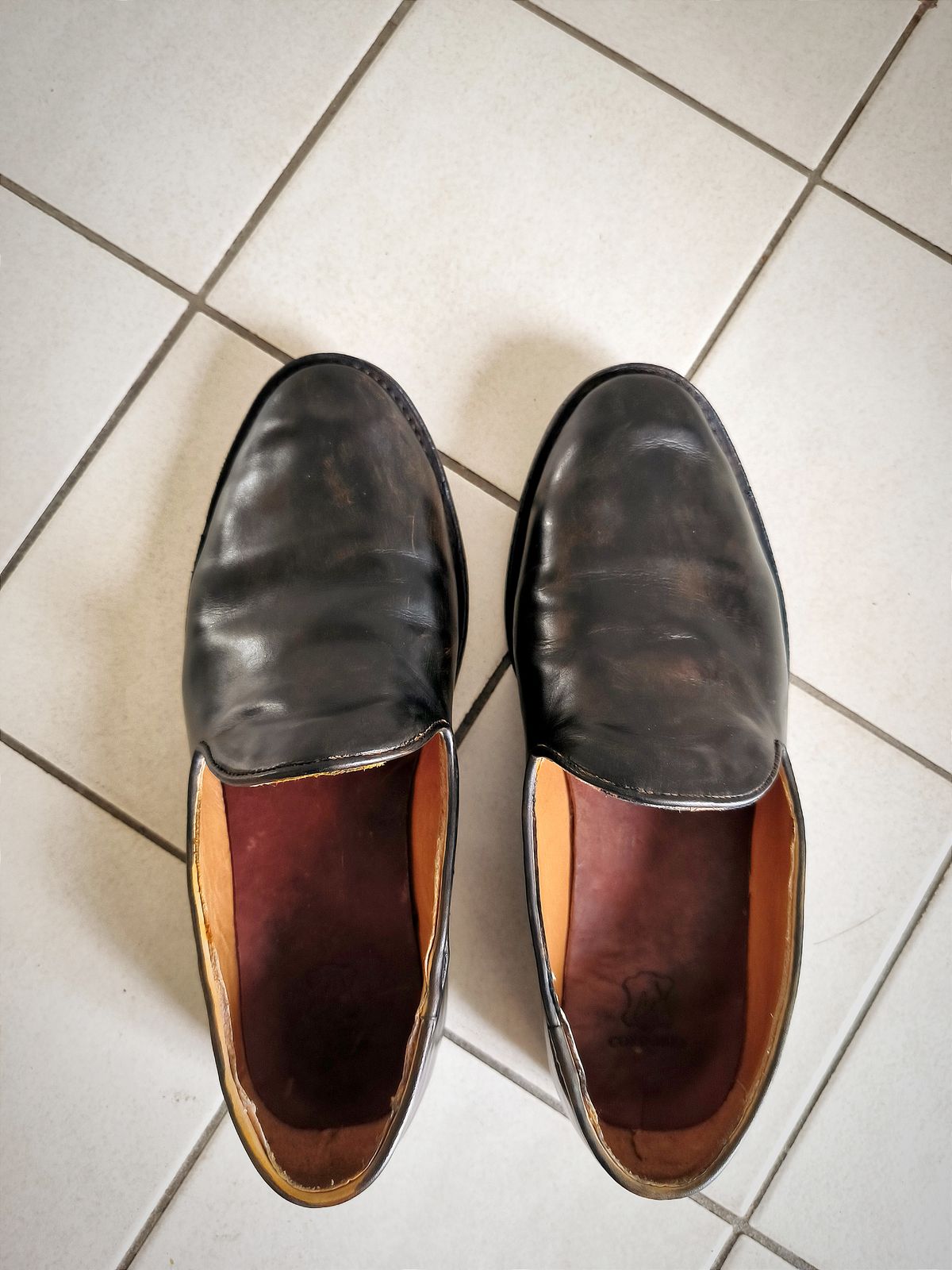 Photo by foppelland on November 23, 2024 of the Cordobes Slippers in Unknown Leather.