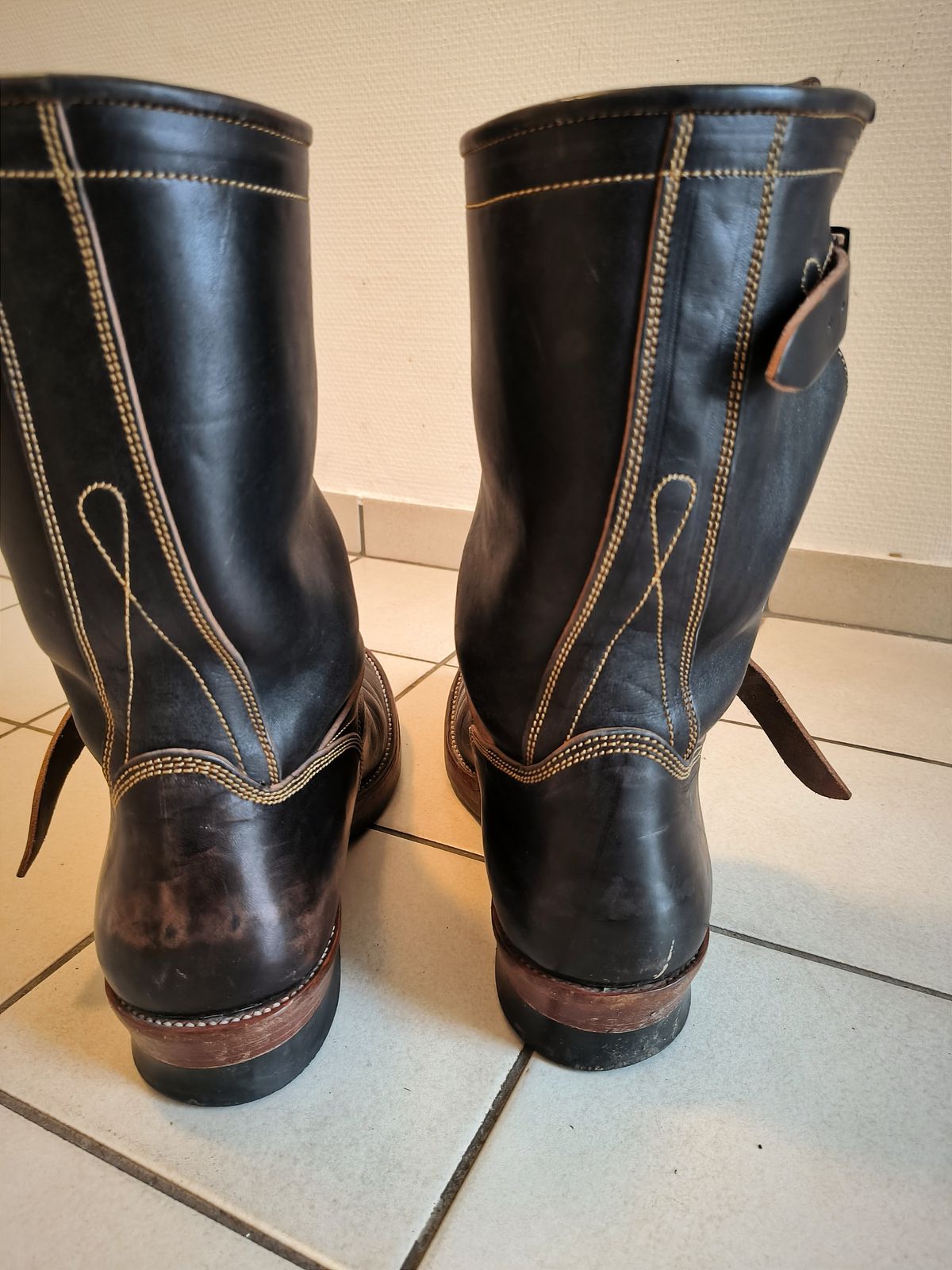 Photo by foppelland on November 22, 2024 of the Fortis Boots Tapak 2.0 Engineer Boots in Conceria Cloe Black Horsebutt.