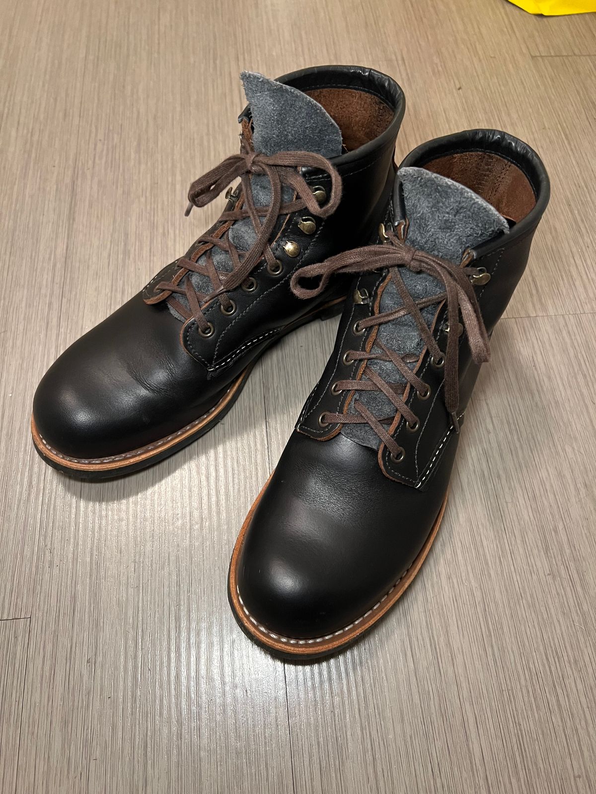 Photo by wyouwin on January 10, 2026 of the Red Wing Blacksmith in S.B. Foot Black Prairie.