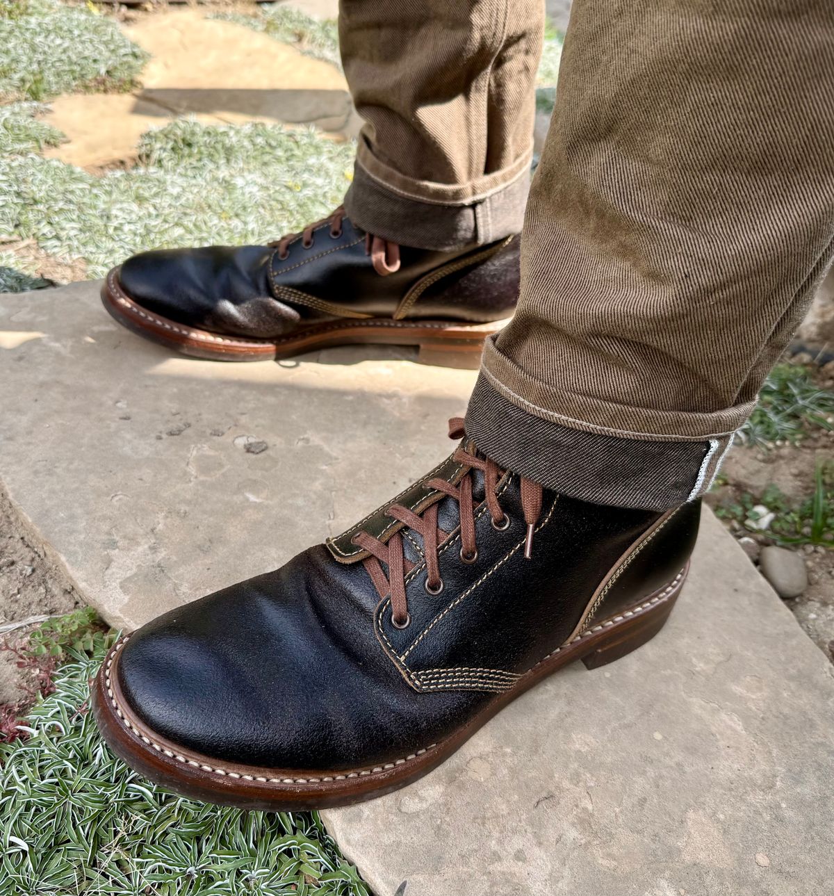 Photo by zeroremain on July 28, 2025 of the John Lofgren M-43 Service Shoes in Horween Dark Brown Waxed Flesh.