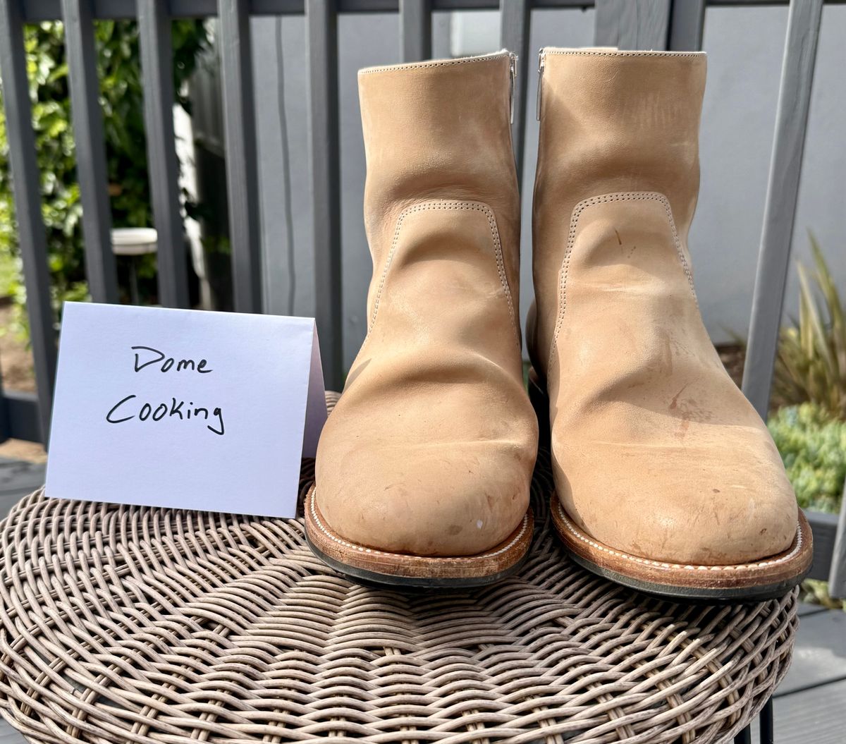 Photo by zeroremain on November 1, 2025 of the Viberg Side Zip in Maryam Light Grey Horsebutt.