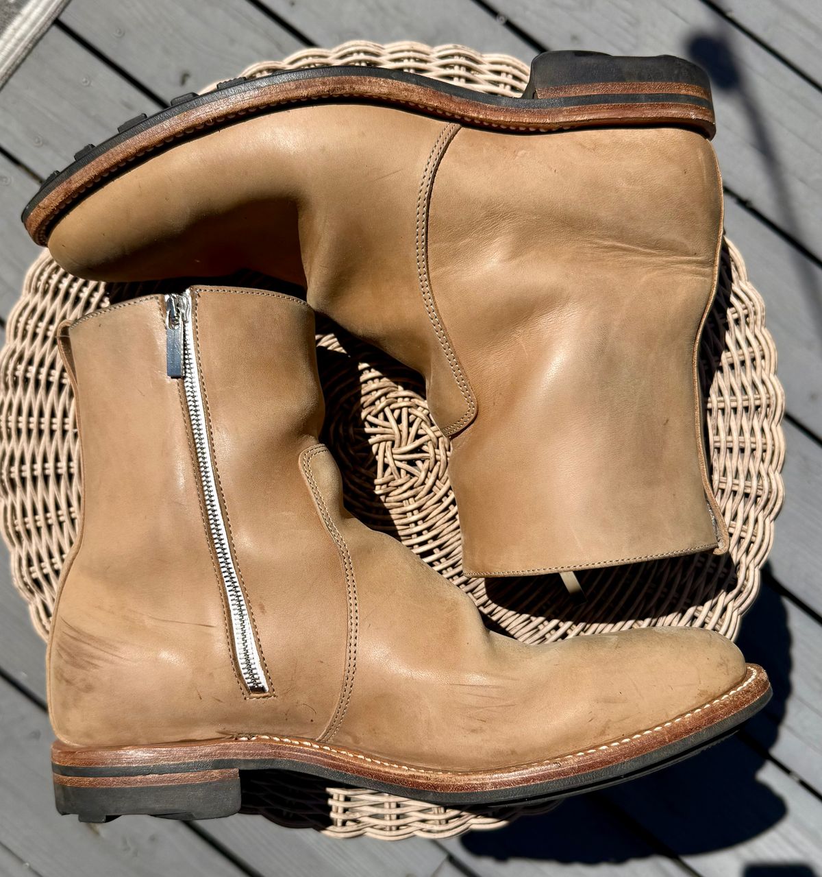 Photo by zeroremain on April 5, 2026 of the Viberg Side Zip in Maryam Light Grey Horsebutt.