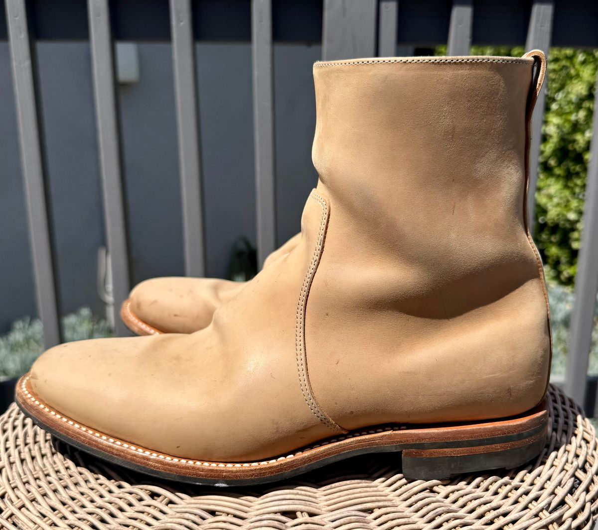 Photo by zeroremain on April 5, 2026 of the Viberg Side Zip in Maryam Light Grey Horsebutt.