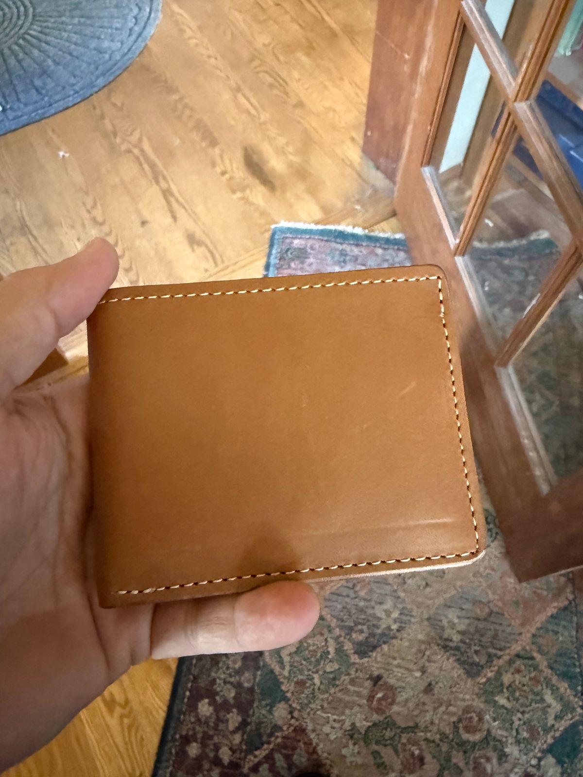 Photo by Mirswith95 on October 1, 2025 of the Ashland Leather Johnny The Fox Wallet in Horween English Tan Dublin.
