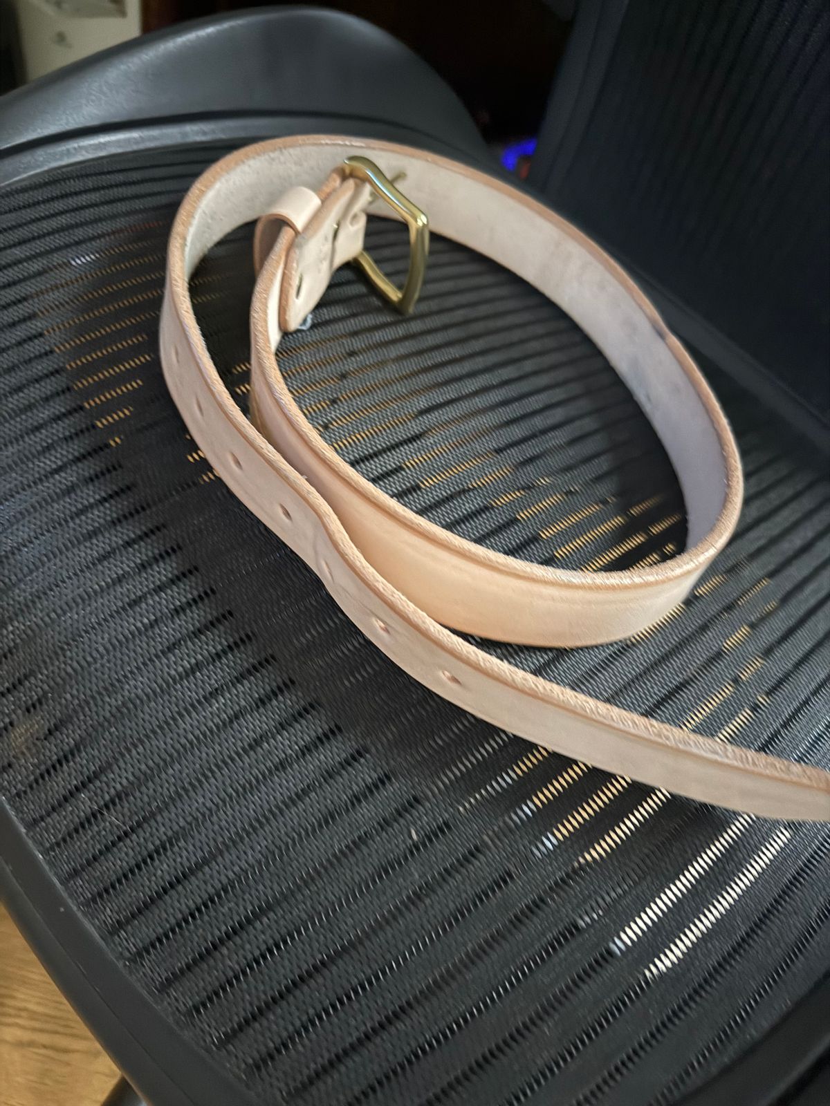 Photo by Mirswith95 on October 7, 2025 of the Nicks Work Belt in Wickett & Craig Natural Veg Tan.