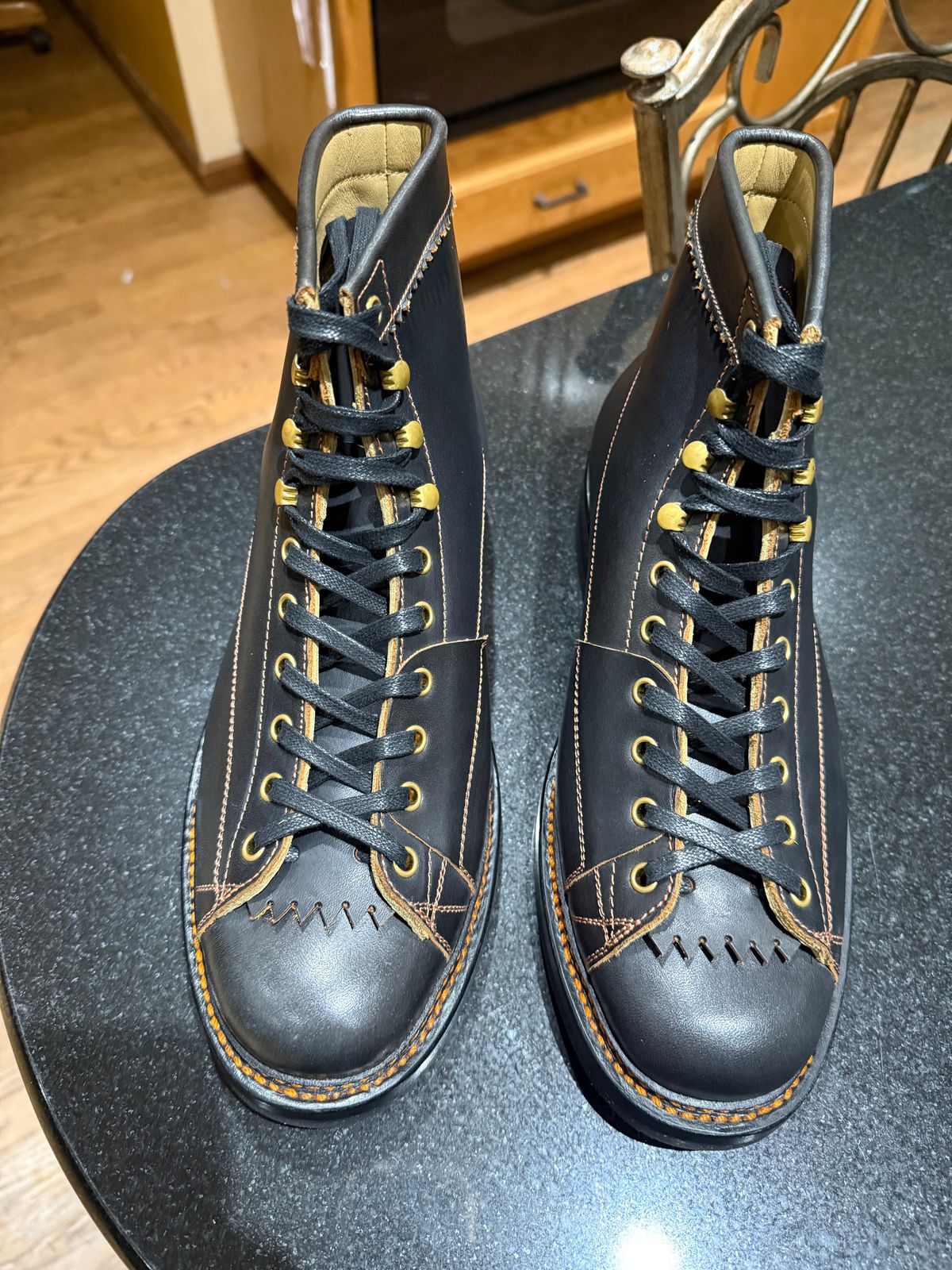 Photo by Mirswith95 on September 20, 2025 of the Sagara Cordmaster in Indonesian Black Teacore.