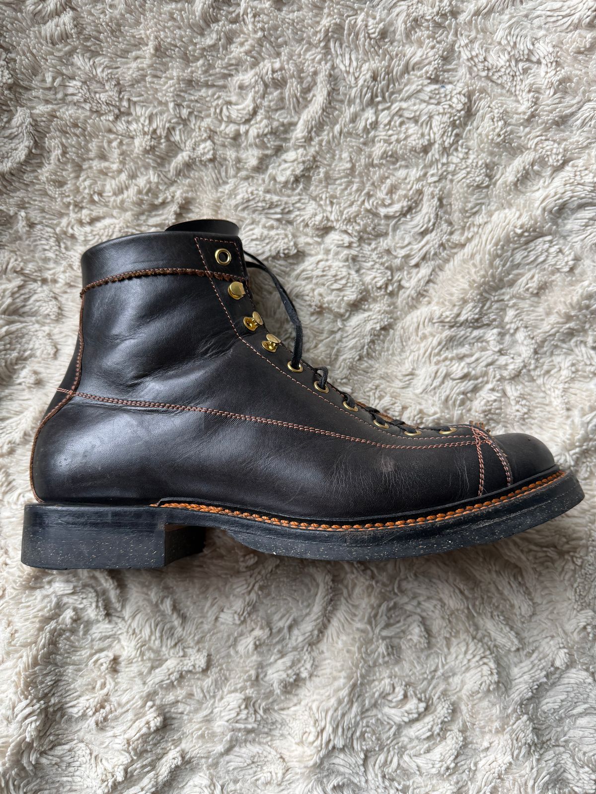 Photo by Mirswith95 on November 1, 2025 of the Sagara Cordmaster in Indonesian Black Teacore.