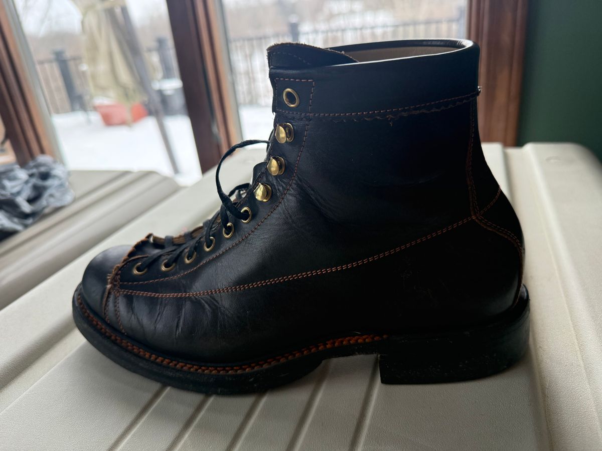 Photo by Mirswith95 on January 2, 2026 of the Sagara Cordmaster in Indonesian Black Teacore.