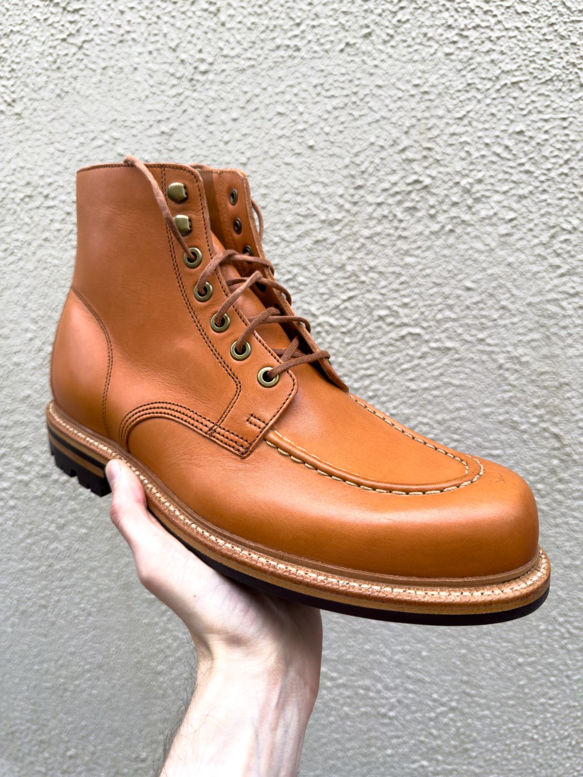 Photo by alexzh25 on June 2, 2026 of the Grant Stone Brass Boot in Horween Tan Essex.