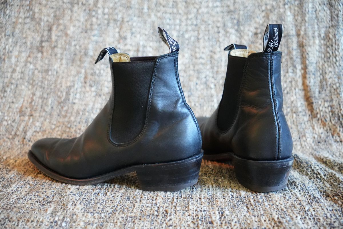 Photo by DownThunderdome on September 30, 2025 of the R.M. Williams Comfort Craftsman Boot in Black Yearling.