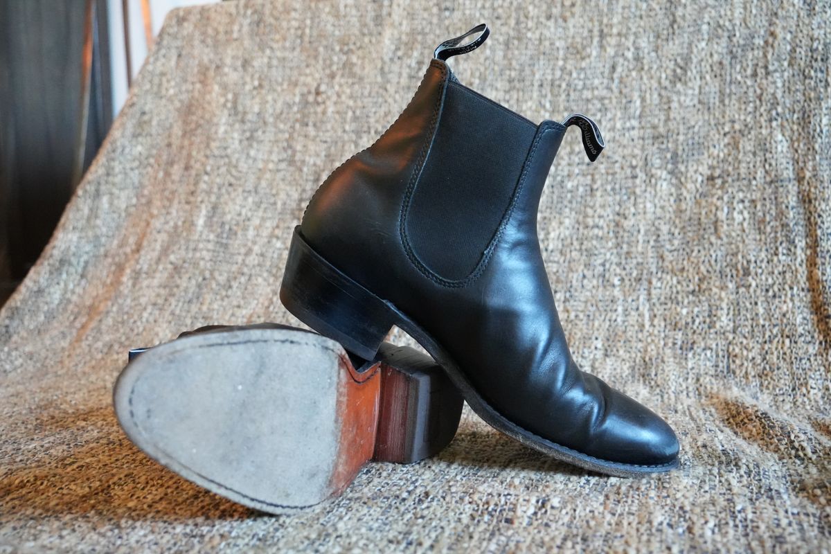 Photo by DownThunderdome on September 30, 2025 of the R.M. Williams Comfort Craftsman Boot in Black Yearling.